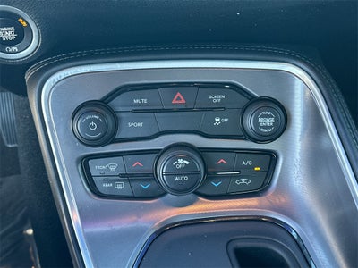 2020 Dodge Challenger SXT