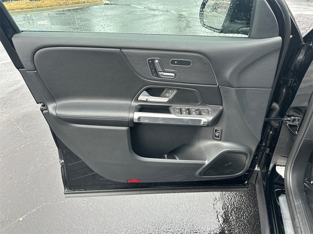 2025 Mercedes-Benz GLB GLB 250