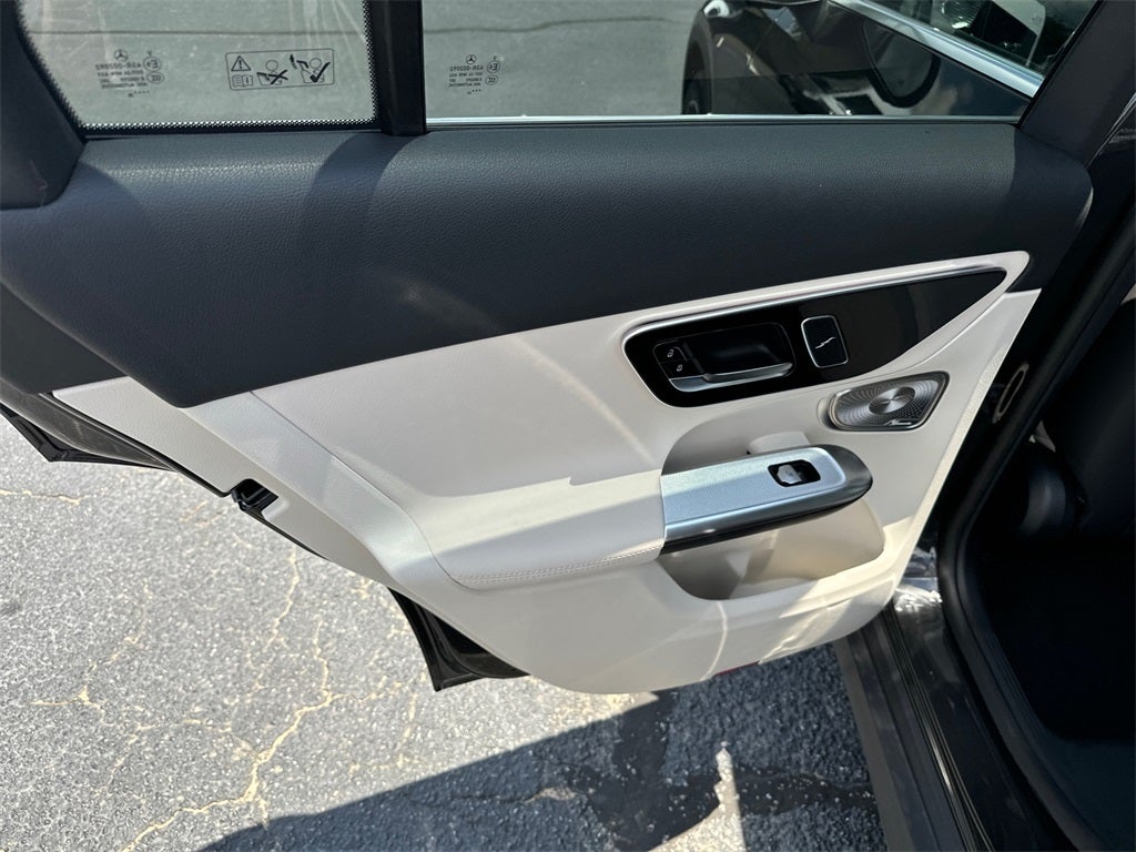 2025 Mercedes-Benz GLC GLC 300