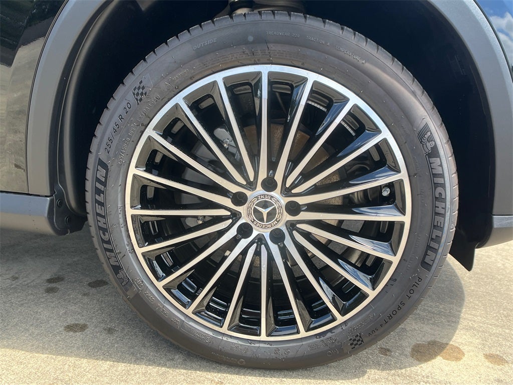 2025 Mercedes-Benz GLC GLC 300