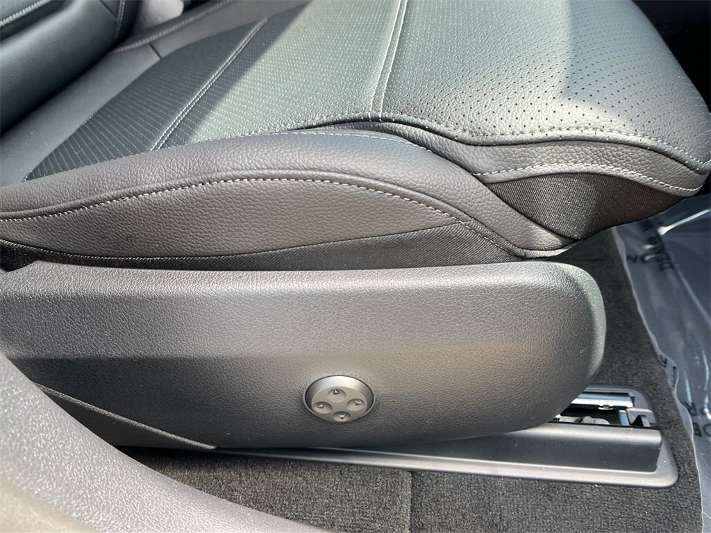 2025 Mercedes-Benz GLC GLC 300