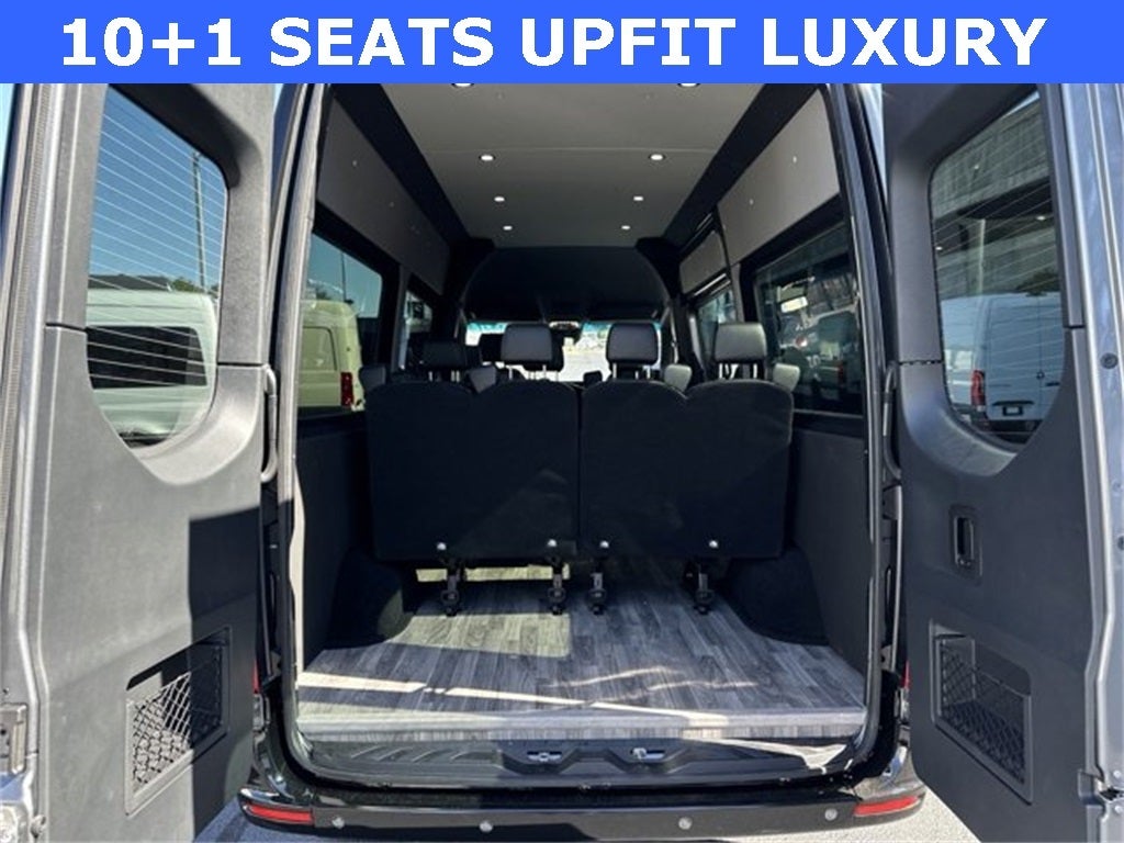 2023 Mercedes-Benz Sprinter 2500 Passenger 144 WB