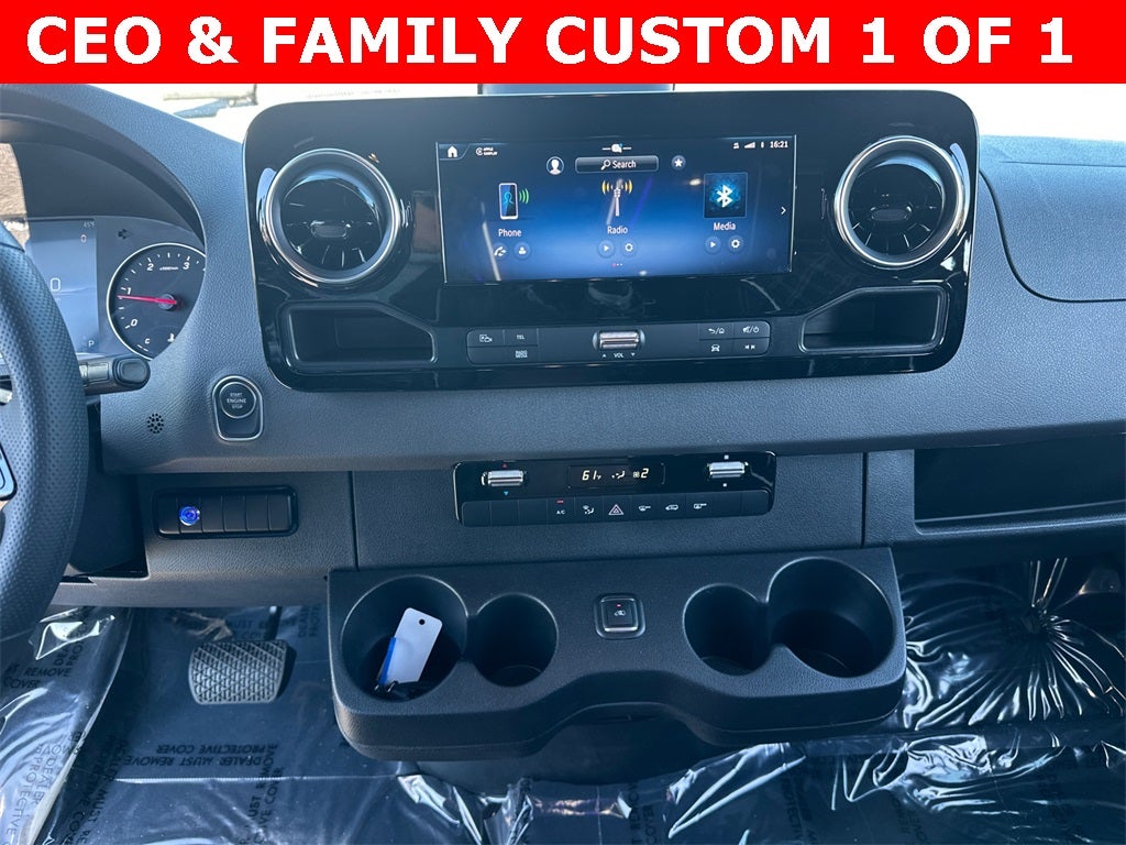 2025 Mercedes-Benz Sprinter 3500 Cargo 170 WB Extended