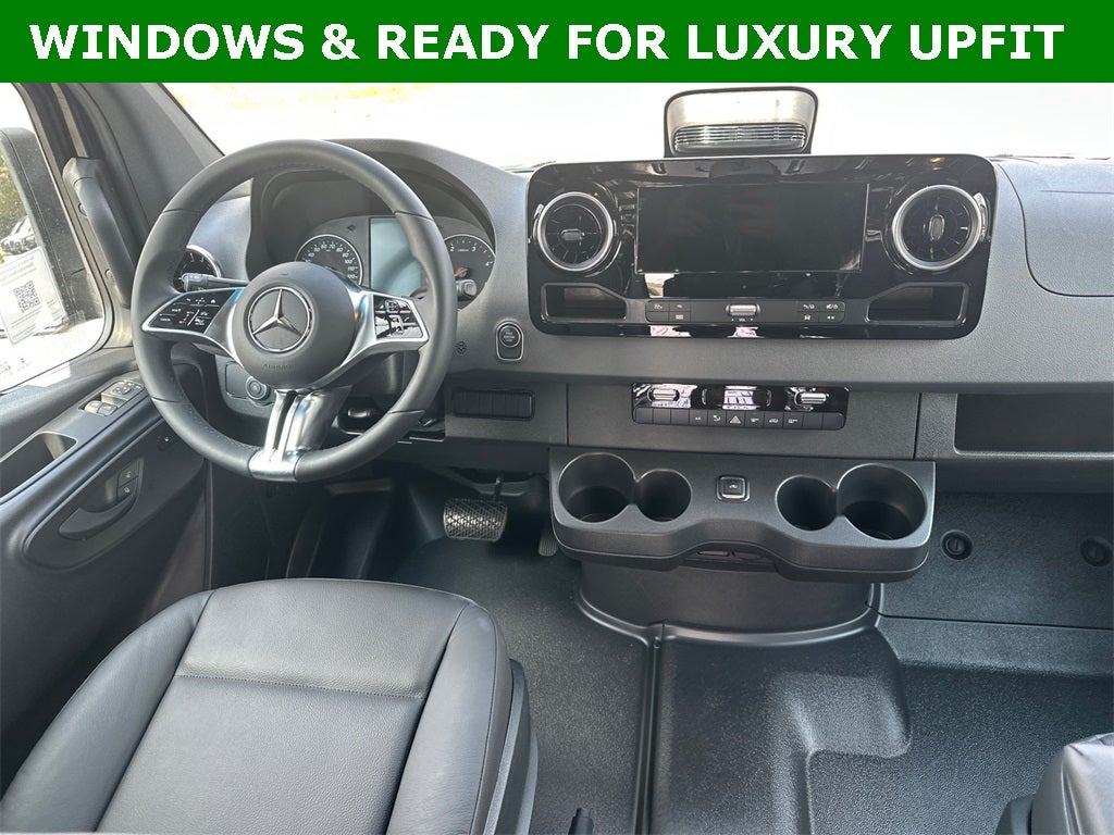 2025 Mercedes-Benz Sprinter 3500 Cargo 170 WB Extended