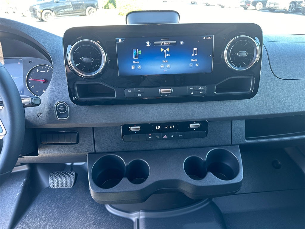 2025 Mercedes-Benz Sprinter 2500 Cargo 144 WB