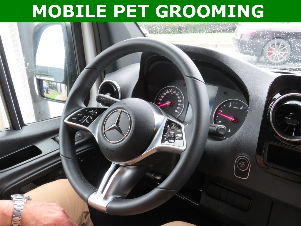 2025 Mercedes-Benz Sprinter 2500 Cargo 144 WB