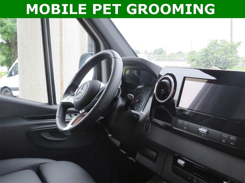 2025 Mercedes-Benz Sprinter 2500 Cargo 144 WB