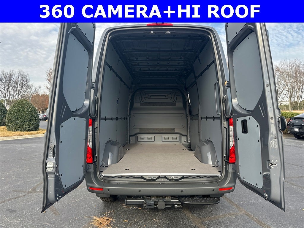 2026 Mercedes-Benz Sprinter 2500 Cargo 144 WB