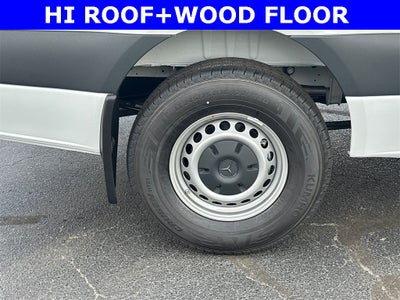 2025 Mercedes-Benz Sprinter 2500 Cargo 144 WB
