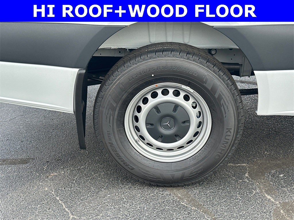 2025 Mercedes-Benz Sprinter 2500 Cargo 144 WB