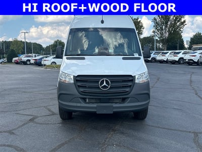 2025 Mercedes-Benz Sprinter 2500 Cargo 144 WB