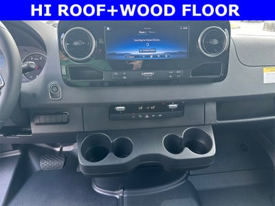 2025 Mercedes-Benz Sprinter 2500 Cargo 144 WB