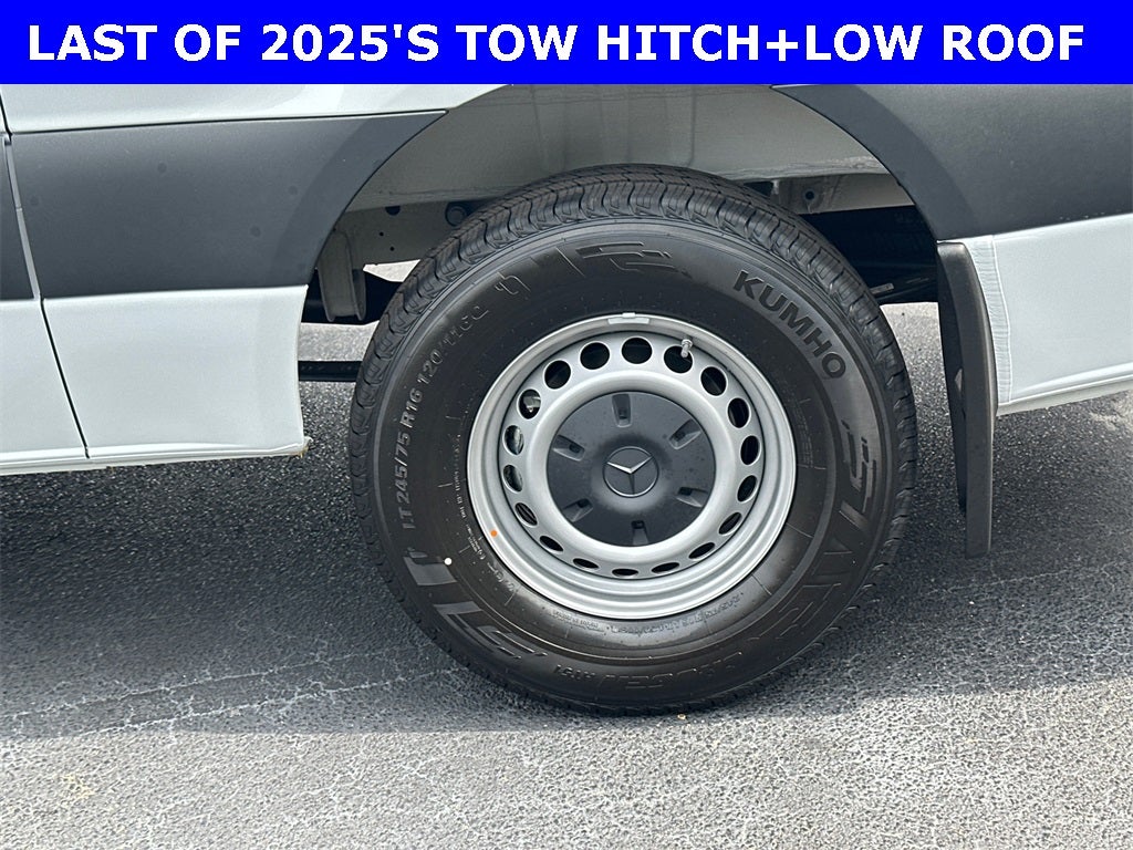 2025 Mercedes-Benz Sprinter 2500 Cargo 144 WB
