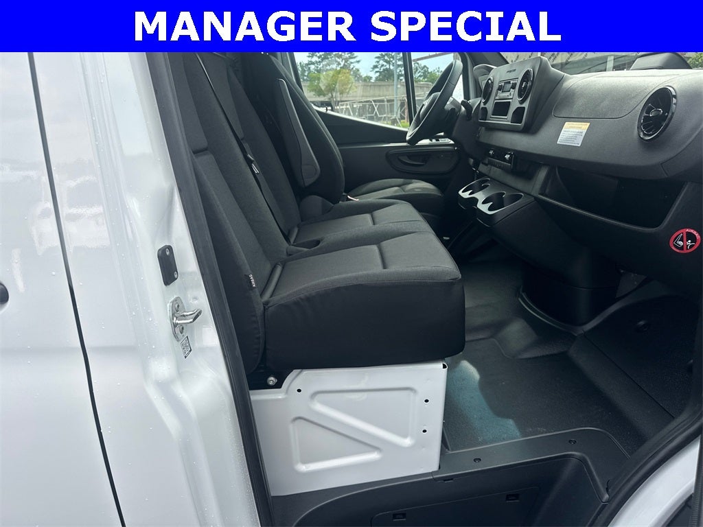 2025 Mercedes-Benz Sprinter 2500 Cargo 170 WB Extended