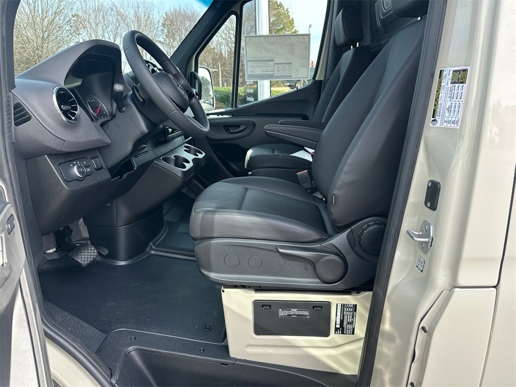 2026 Mercedes-Benz Sprinter 2500 Cargo 170 WB Extended