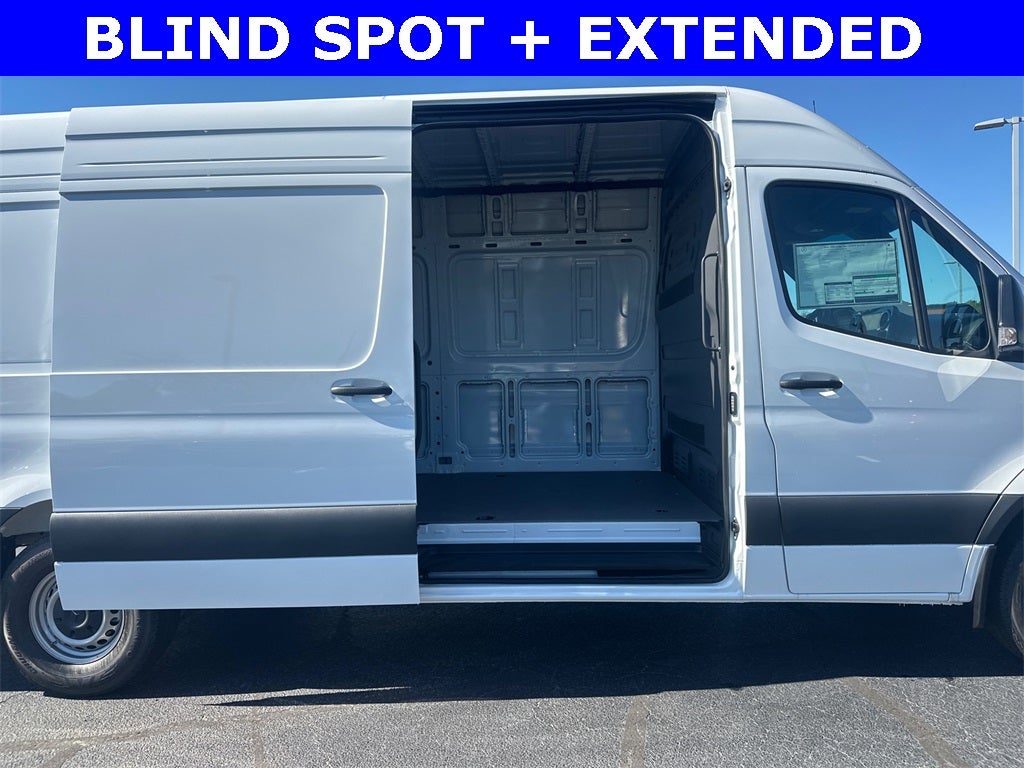 2026 Mercedes-Benz Sprinter 2500 Cargo 170 WB Extended