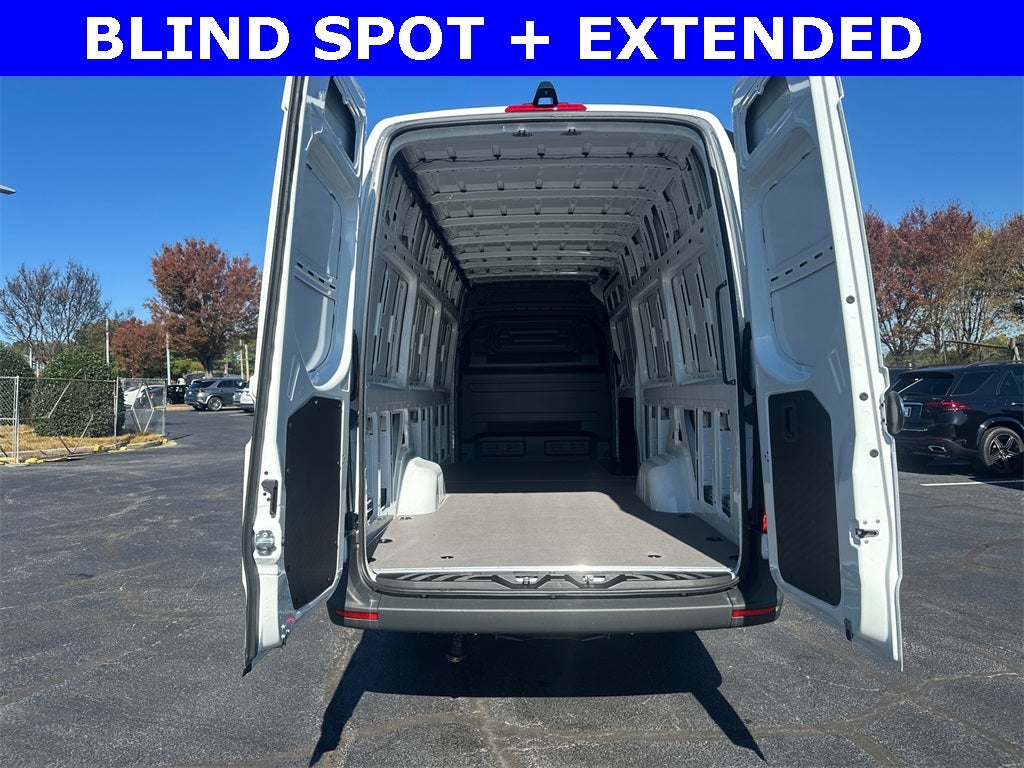 2026 Mercedes-Benz Sprinter 2500 Cargo 170 WB Extended