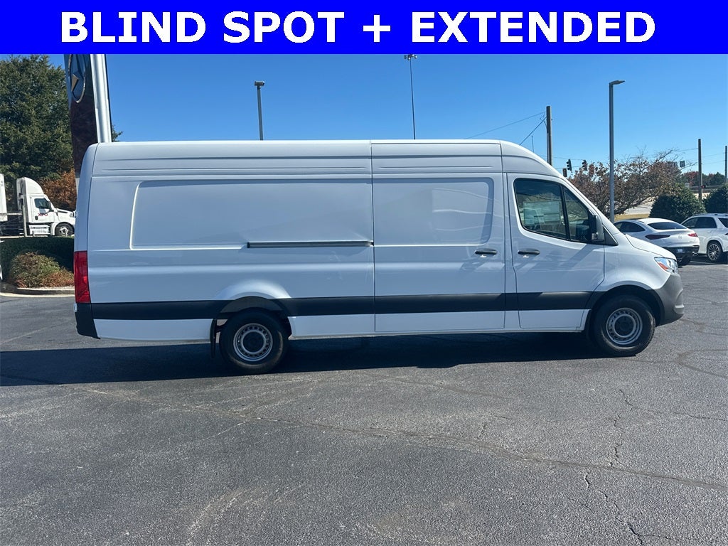 2026 Mercedes-Benz Sprinter 2500 Cargo 170 WB Extended
