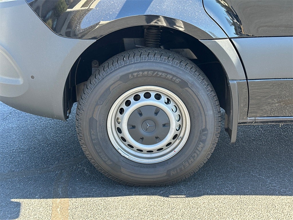 2025 Mercedes-Benz Sprinter 2500 Cargo 144 WB