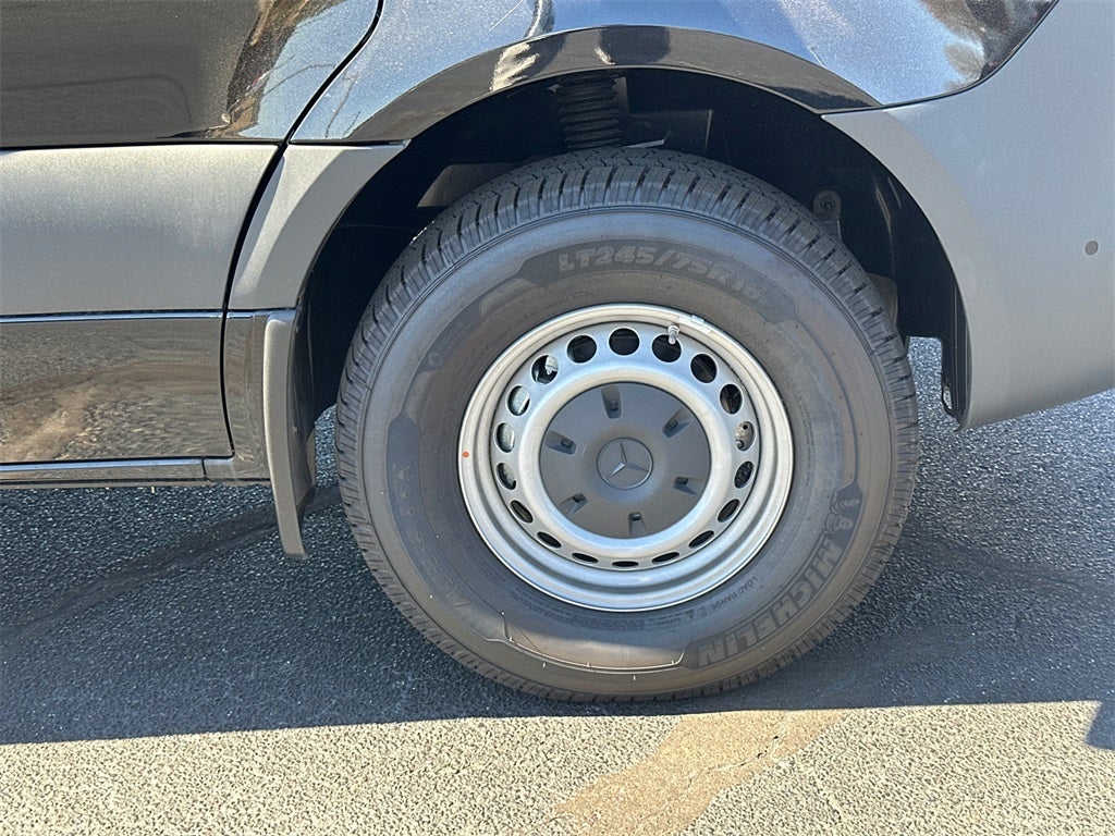 2025 Mercedes-Benz Sprinter 2500 Cargo 144 WB