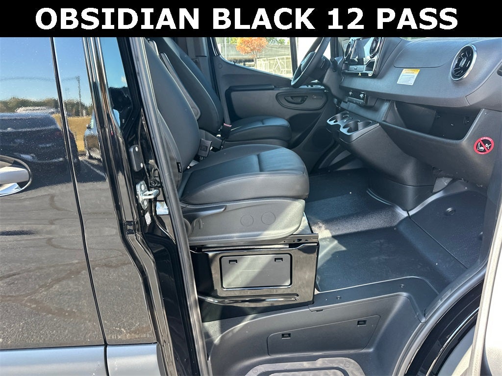 2025 Mercedes-Benz Sprinter 2500 Passenger 144 WB