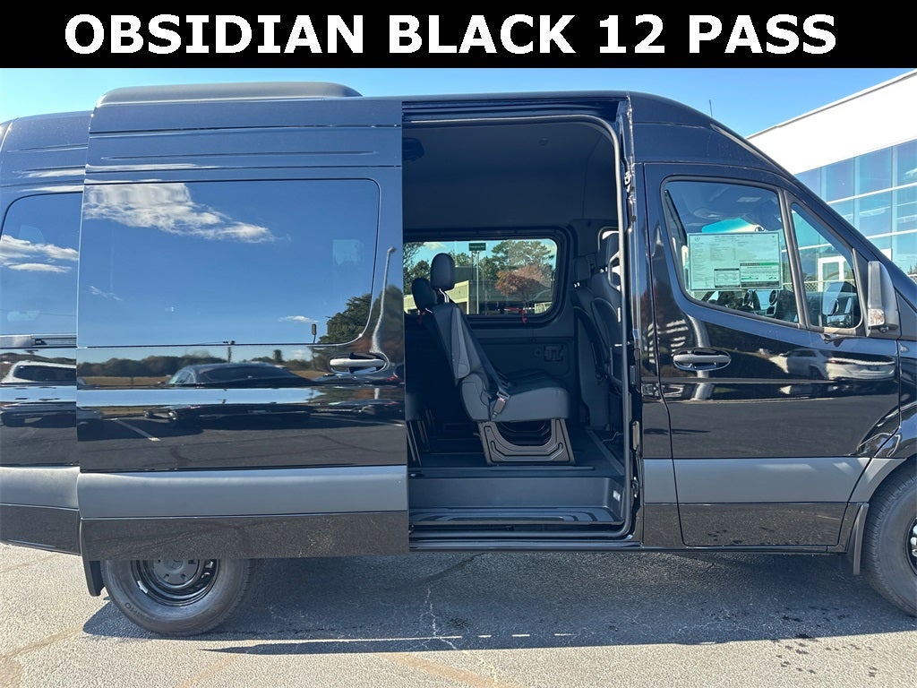 2025 Mercedes-Benz Sprinter 2500 Passenger 144 WB