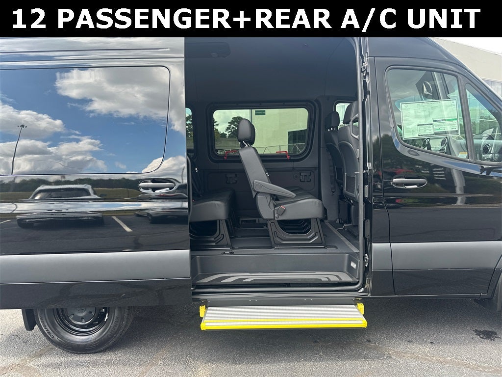 2025 Mercedes-Benz Sprinter 2500 Passenger 144 WB